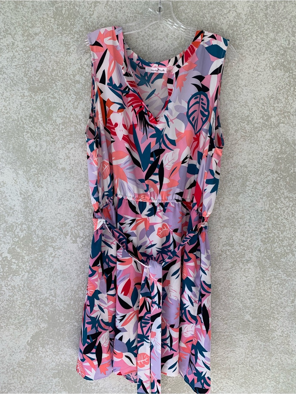 Perfectly Priscilla Tropical Leaf V-Neck Sleeveless Belted Mini Dress 2X Pink